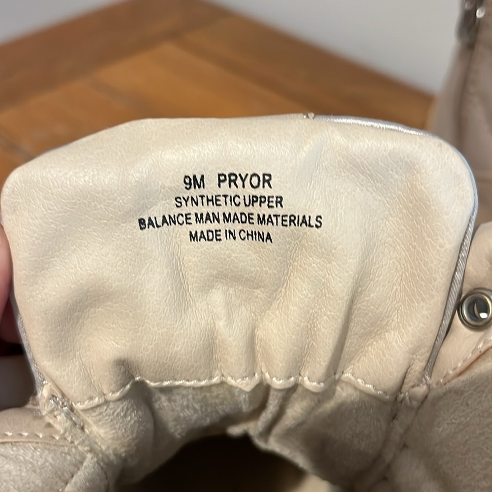 Dolce Vita Pryor Bootie Size 9 M. - Picture 6 of 11